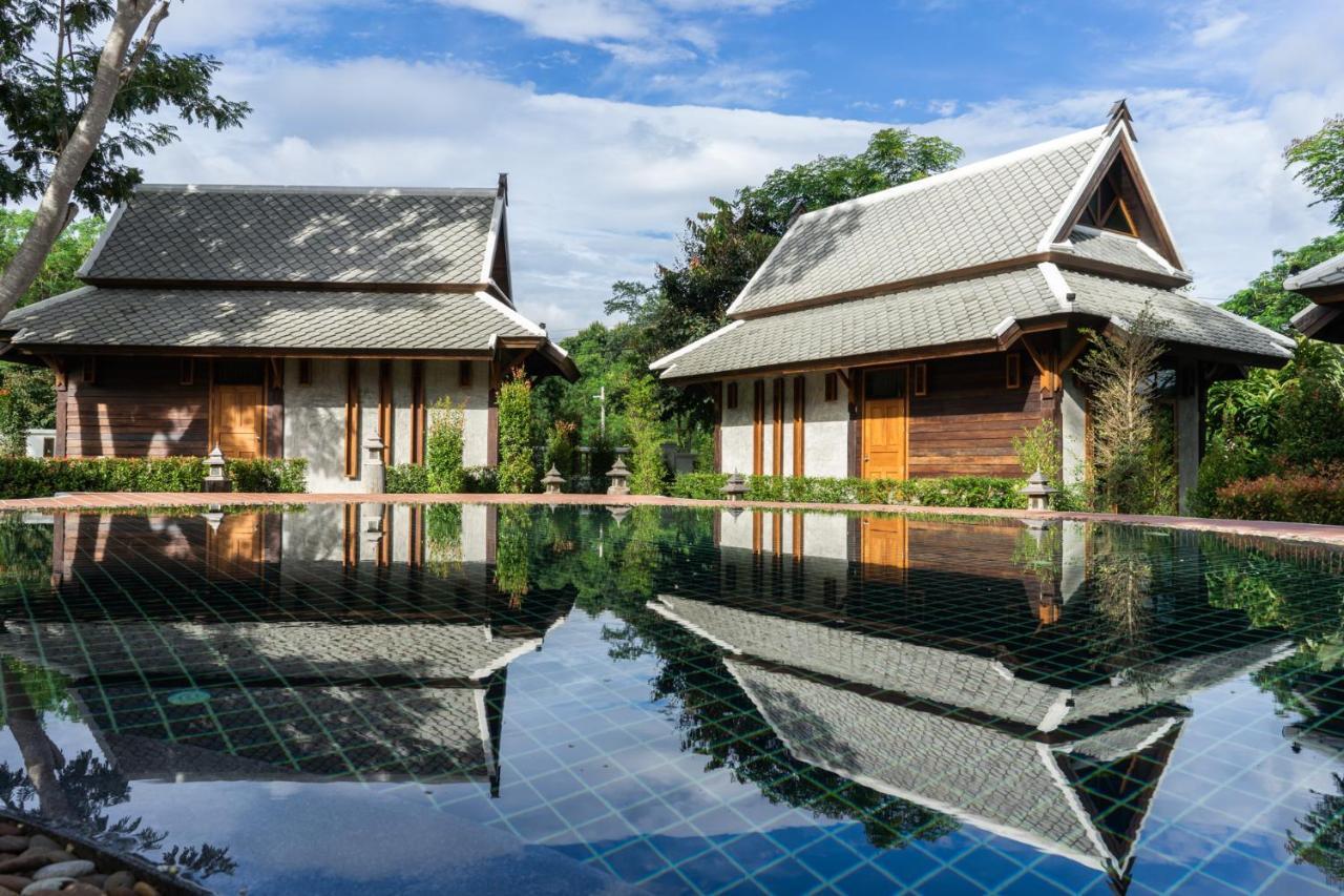 Hotel Ruean Racha Chiang Mai Esterno foto