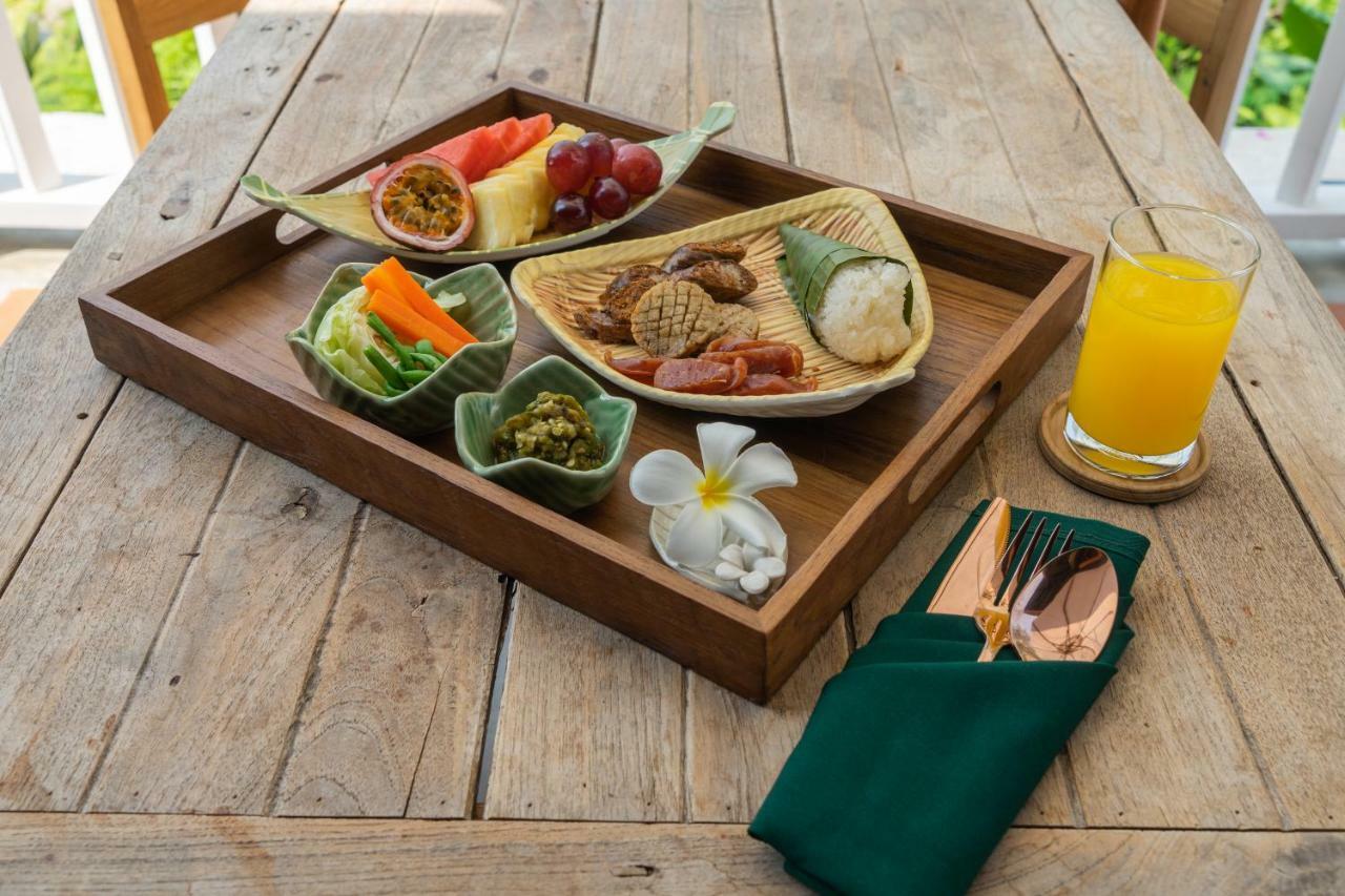 Hotel Ruean Racha Chiang Mai Esterno foto